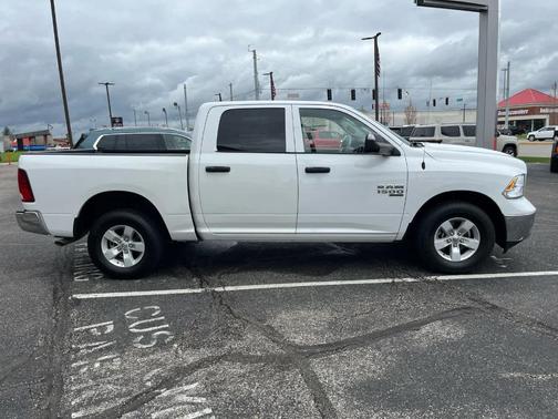 2023 RAM 1500 Classic SLT