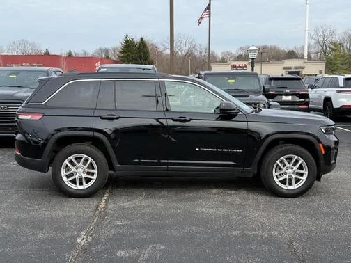 2025 Jeep Grand Cherokee Laredo X