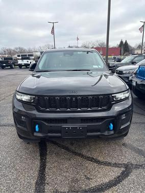 2023 Jeep Grand Cherokee 4xe Base