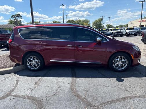 2018 Chrysler Pacifica Limited