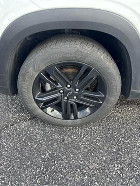 Summit White 2024 Chevrolet Trax ACTIV