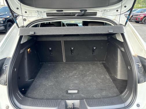 Summit White 2024 Chevrolet Trax ACTIV