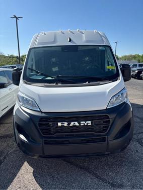 Bright White Clearcoat 2025 RAM ProMaster 2500 High Roof