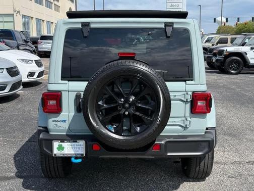 Earl Clearcoat 2023 Jeep Wrangler 4xe Sahara