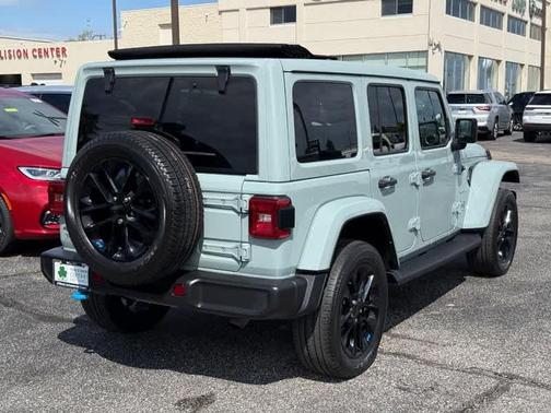 Earl Clearcoat 2023 Jeep Wrangler 4xe Sahara