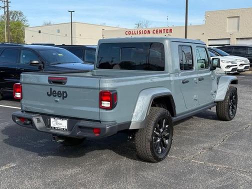 2025 Jeep Gladiator Sport