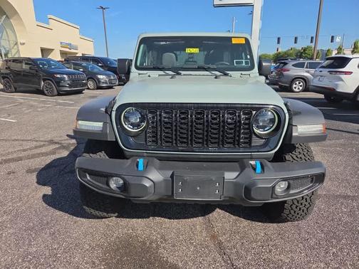 Earl Clearcoat 2024 Jeep Wrangler 4xe Sport
