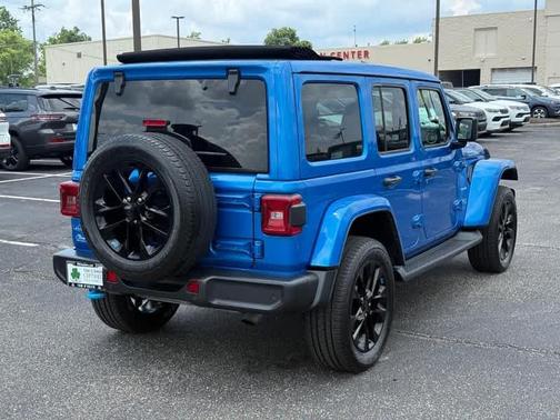 2022 Jeep Wrangler Unlimited 4xe Sahara