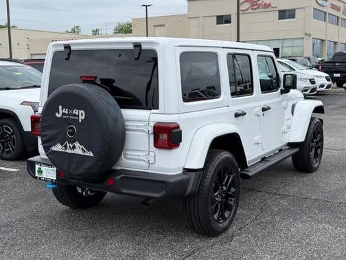 Bright White Clearcoat 2024 Jeep Wrangler 4xe Sahara