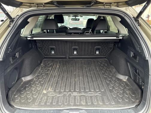 2022 Subaru Outback Limited XT