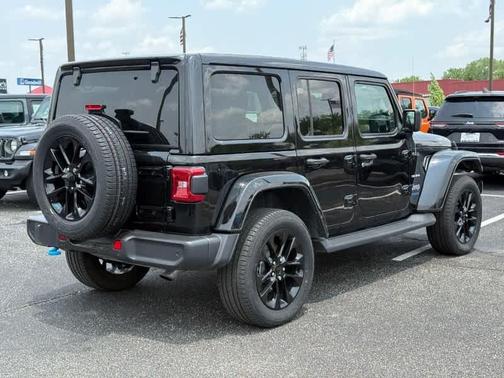 2022 Jeep Wrangler Unlimited 4xe Sahara