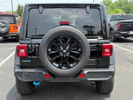 2022 Jeep Wrangler Unlimited 4xe Sahara