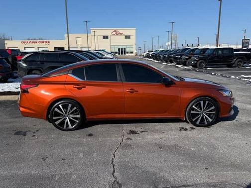 2019 Nissan Altima 2.5 SR