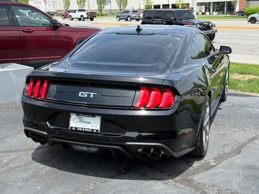 2022 Ford Mustang GT Premium