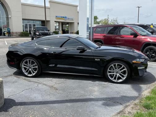 2022 Ford Mustang GT Premium