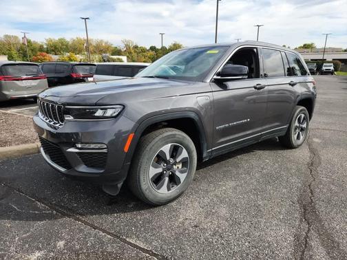 2022 Jeep Grand Cherokee 4xe Base