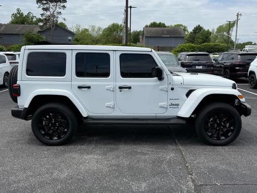 2022 Jeep Wrangler Unlimited 4xe Sahara