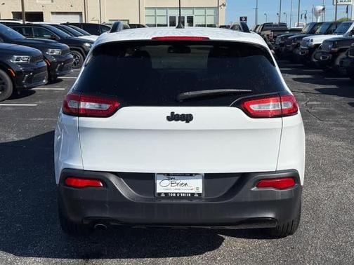 2017 Jeep Cherokee Sport