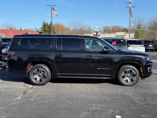 2024 Jeep Wagoneer L Base