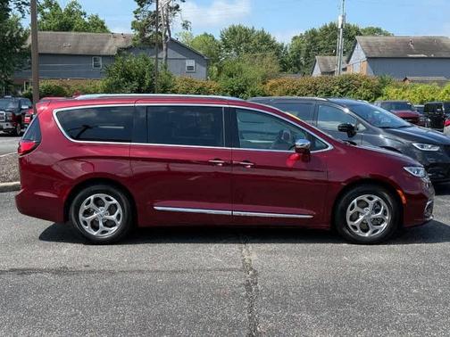 2021 Chrysler Pacifica Hybrid Limited