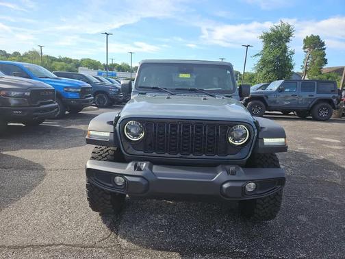 Anvil Clearcoat 2024 Jeep Wrangler Sport