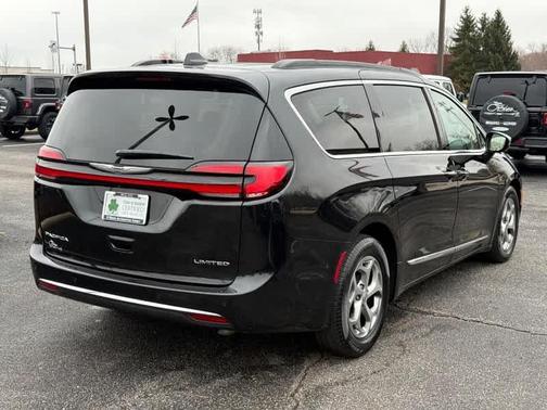 2022 Chrysler Pacifica Limited