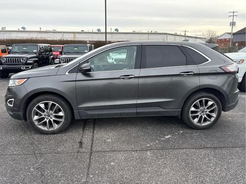 2017 Ford Edge Titanium