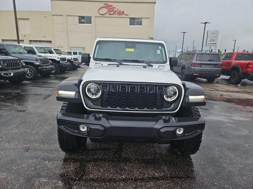 Bright White Clearcoat 2024 Jeep Wrangler Sport