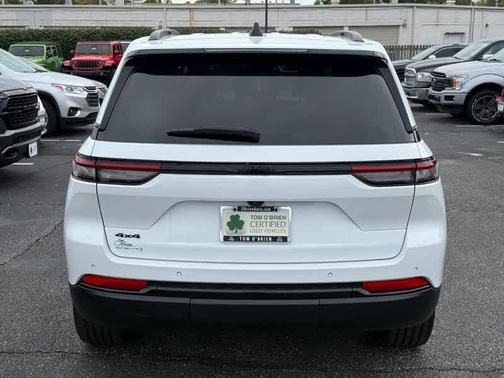 2023 Jeep Grand Cherokee Altitude