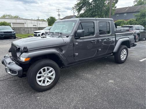 Granite Crystal Clearcoat Metallic 2023 Jeep Gladiator Sport