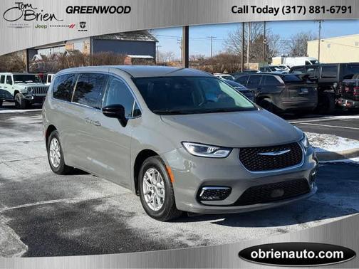 2024 Chrysler Pacifica Touring-L