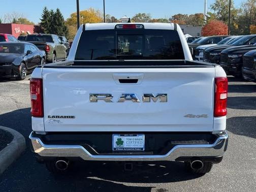 Bright White Clearcoat 2025 RAM 1500 Laramie