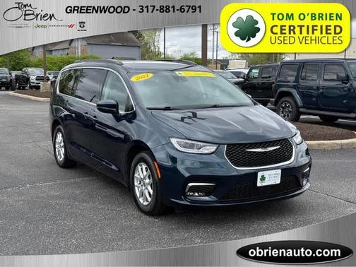 2022 Chrysler Pacifica Touring-L
