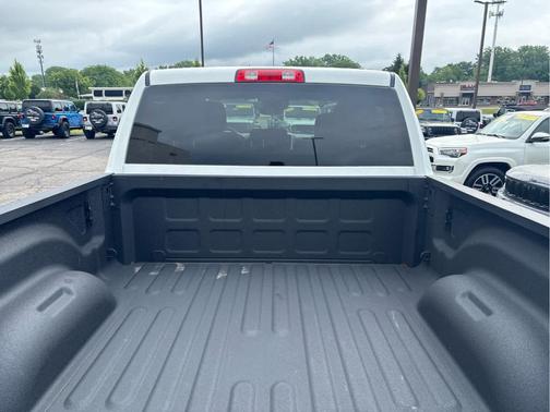 Bright White Clearcoat 2026 RAM 2500 Big Horn