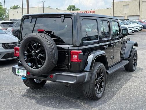 2022 Jeep Wrangler Unlimited 4xe Sahara