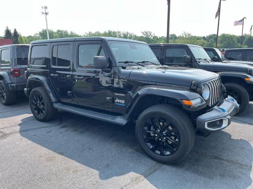 2022 Jeep Wrangler Unlimited 4xe Sahara