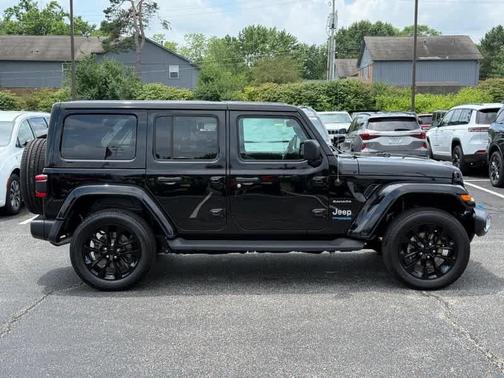 2022 Jeep Wrangler Unlimited 4xe Sahara