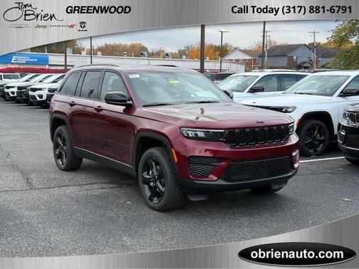 2025 Jeep Grand Cherokee Laredo