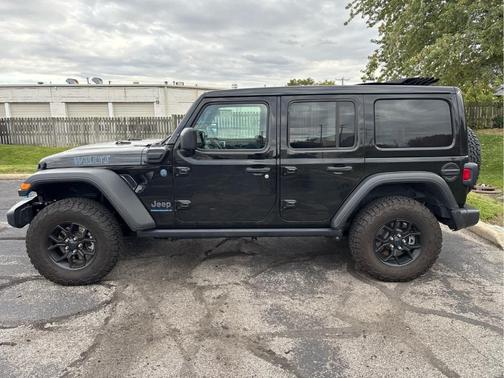2024 Jeep Wrangler 4xe Sport