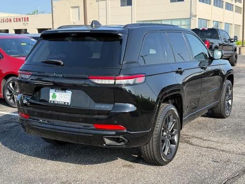 Diamond Black 2023 Jeep Grand Cherokee 4xe Base