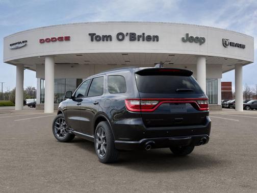 DB Black Clearcoat 2026 Dodge Durango GT Plus HEMI V8