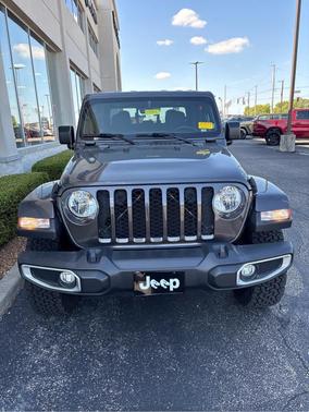 2021 Jeep Gladiator Sport
