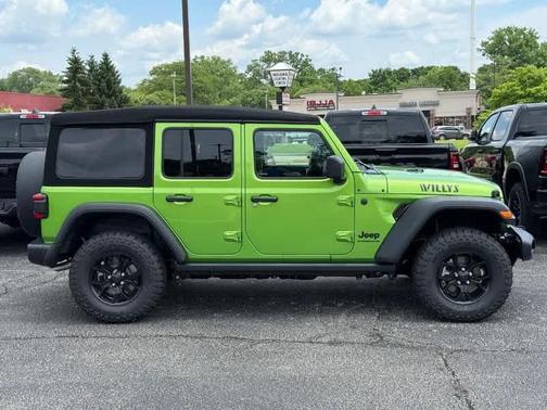 2025 Jeep Wrangler Sport