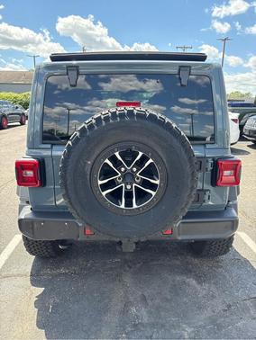 Anvil Clearcoat 2024 Jeep Wrangler Sport