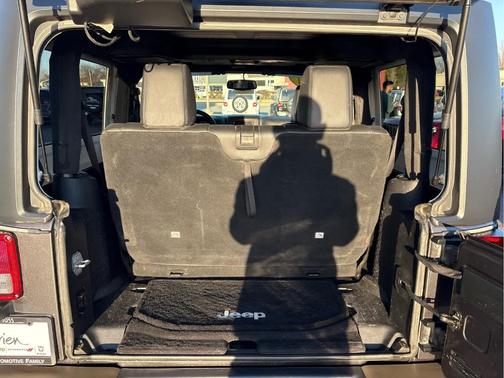 2017 Jeep Wrangler Sahara