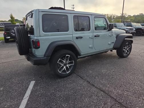 Earl Clearcoat 2024 Jeep Wrangler 4xe Sport