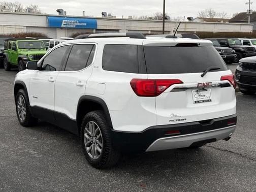 2017 GMC Acadia SLE-2