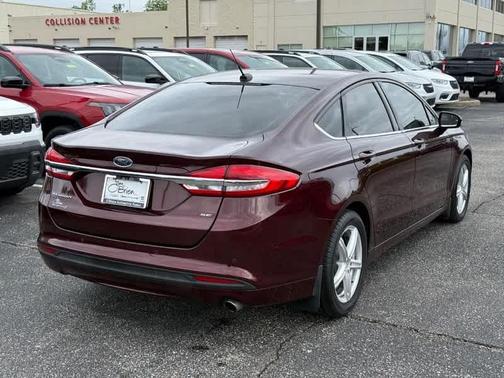 Burgundy Velvet Metallic Tinted Clearcoat 2017 Ford Fusion SE