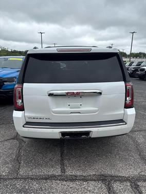 White Frost Tri-Coat 2018 GMC Yukon XL Denali