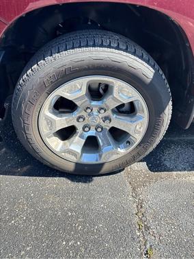 Delmonico Red Pearlcoat 2021 RAM 1500 Big Horn